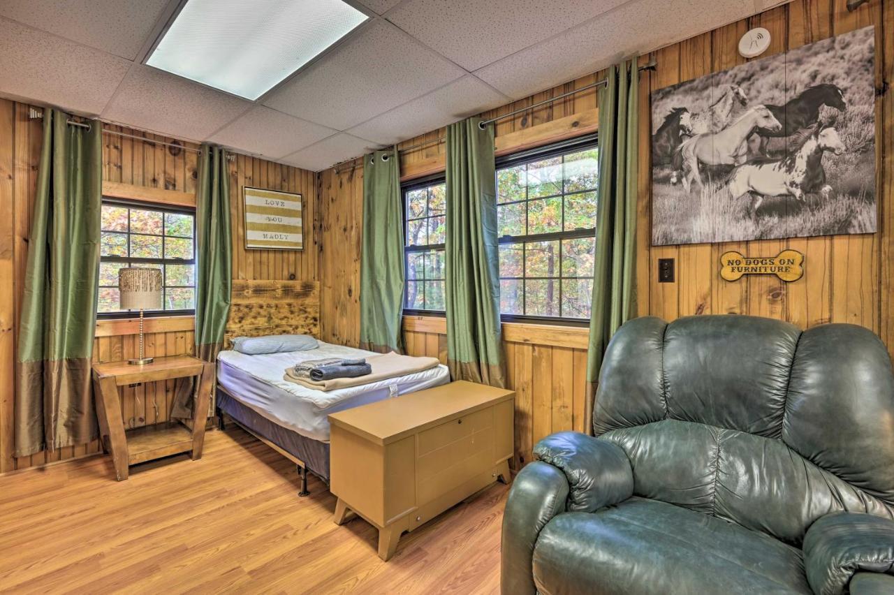 Cheyenne Ranch Apt With 50 Acres By Raystown Lake Huntingdon Eksteriør billede